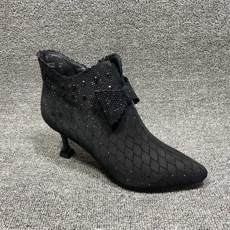 新起点品牌折扣侧拉链烫钻女靴