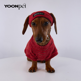 小体型宠物狗狗猫咪喜庆红色保暖拜年服冬条纹衣服和帽子套装