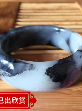 籽料细腻手镯新疆和田玉