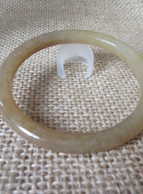 细条手镯天然和田玉