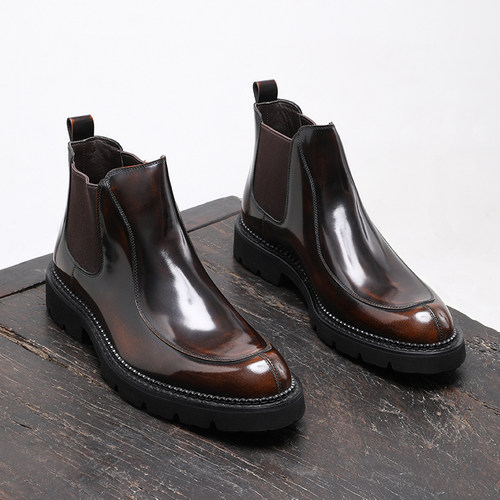 英伦风时尚亮皮切尔西靴