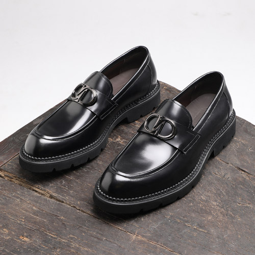 英伦亮面厚底真皮乐福鞋