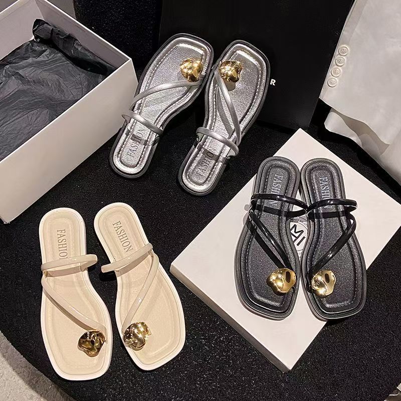 夹趾拖鞋女2025外贸新款夏天显白高级感外穿仙女风度假法式凉鞋拖