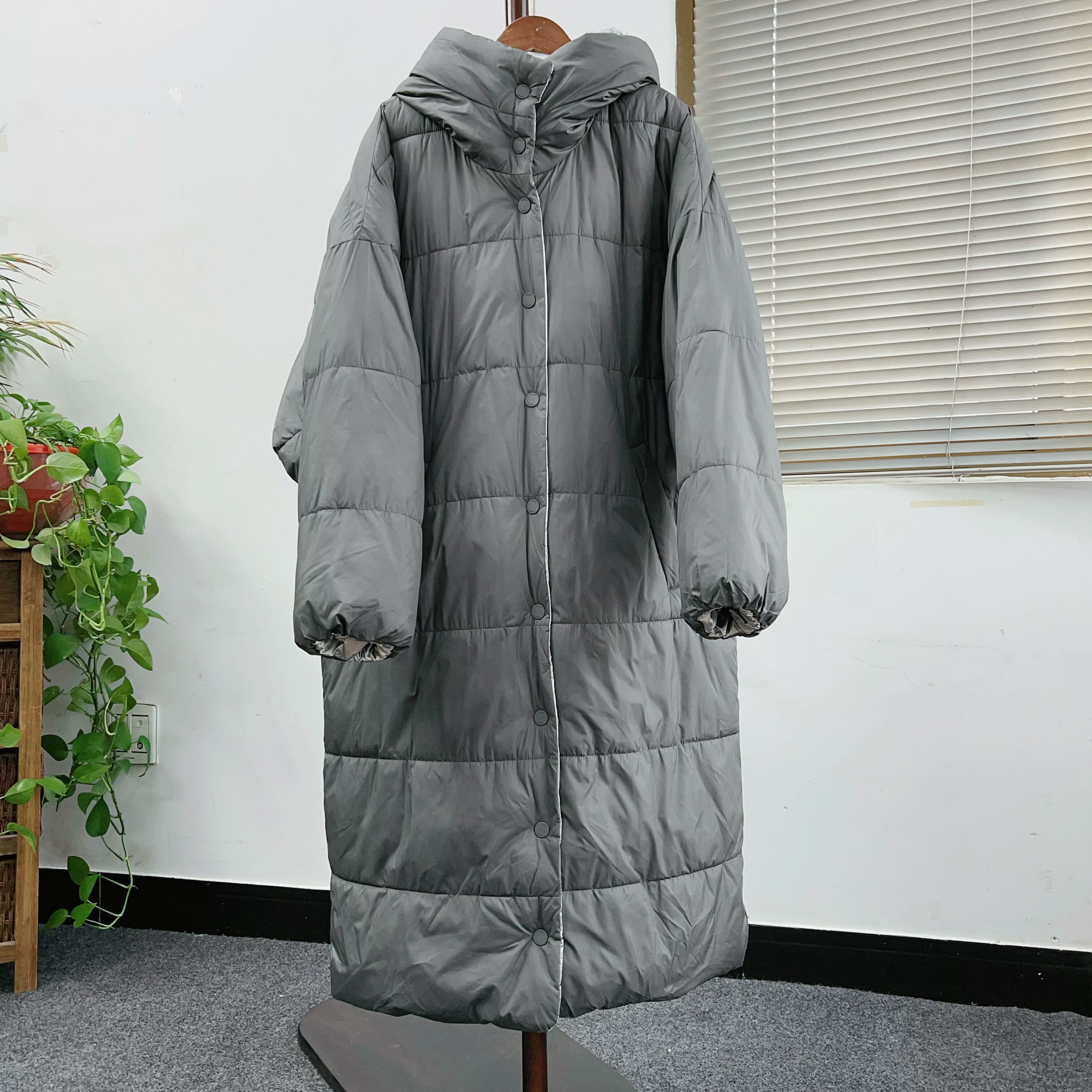 特价宽松阔版棉服长款连帽正反两面穿大版欧版长棉衣外套纯色棉袄