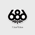 686