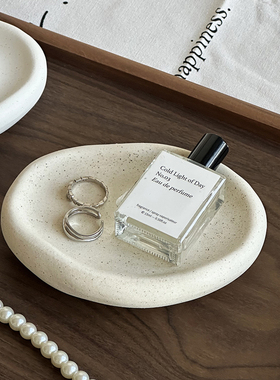 创意陶瓷圆形桌面摆件韩版简约小众装饰品首饰ins香薰收纳托盘子