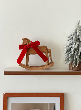 红色丝带木马圣诞节新年新款高级感拍照道具喜庆木质装饰摆件欧式
