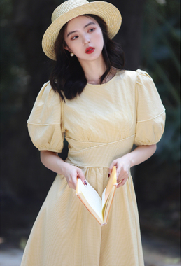 JUJU定制黄色格子显瘦茶歇裙子法式复古设计感收腰连衣裙短袖女夏