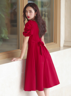 法式复古红色连衣裙泡泡袖宫廷风初恋裙子收腰显瘦公主裙女夏季