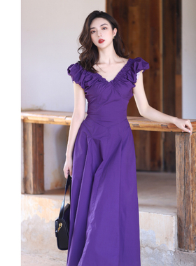 juju法式复古紫色V领连衣裙小飞袖修身显瘦露背长裙度假裙子夏季