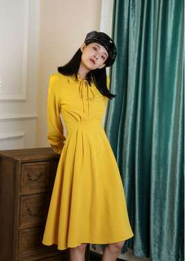 春季新款黄色连衣裙法式复古收腰显瘦长袖裙子小个子系带裙甜美女