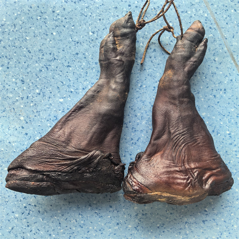 江西柴火烟熏腊猪脚腊猪蹄腊货农家风味安福特产整只腿