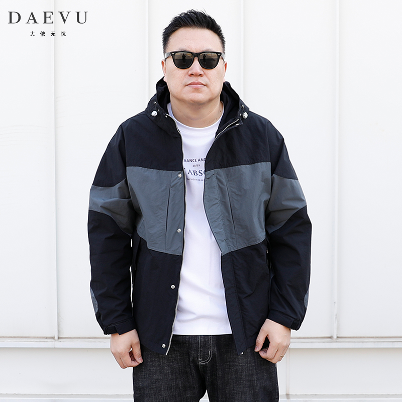 DAEVU春秋新款拼接大号潮胖加肥加大码男士短款连帽夹克外套风衣