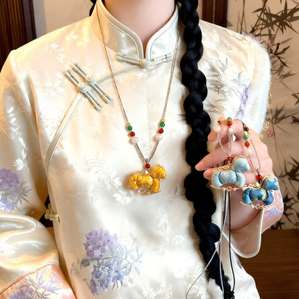 马到成功挂坠非遗宋锦真丝项链轻奢小饰品百搭小众高级感配饰批发