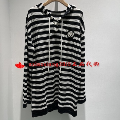 条纹连衣裙宽松连帽款