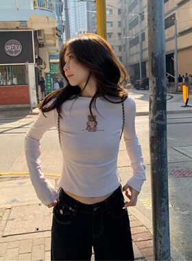 黄只只zzpalette 甜豆小熊 萌系卡通印花修身圆领套头短款T恤女春