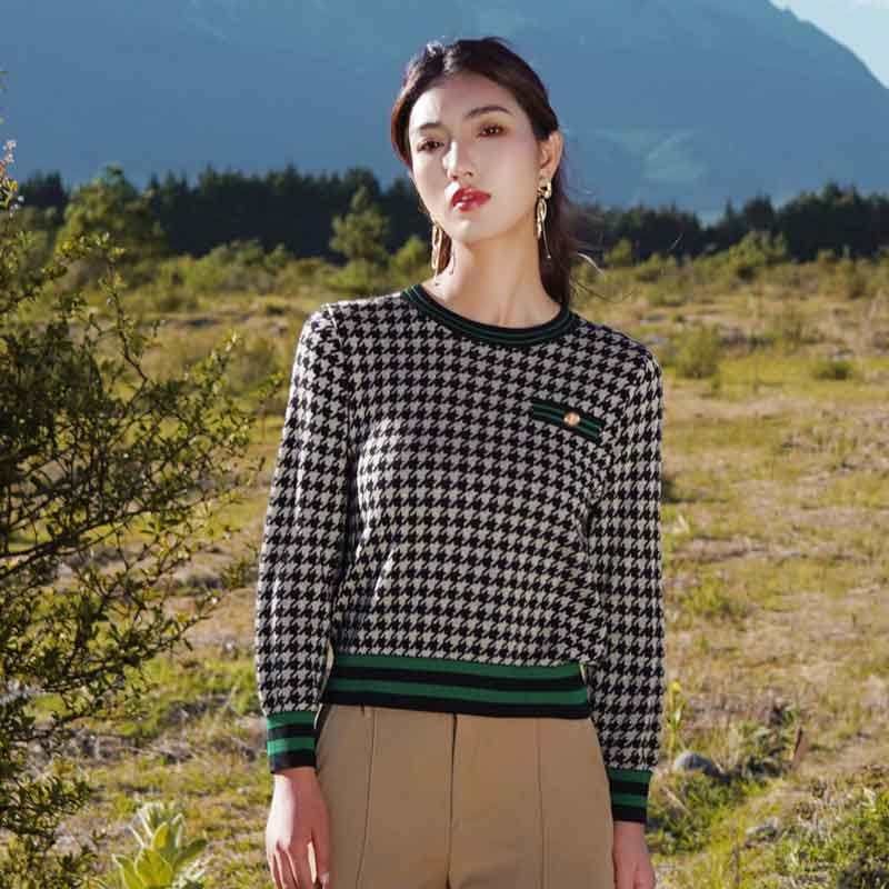 宝迪莱丝2025秋季天丝针织衫女品牌圆领长袖毛衫千鸟格休闲打底衫