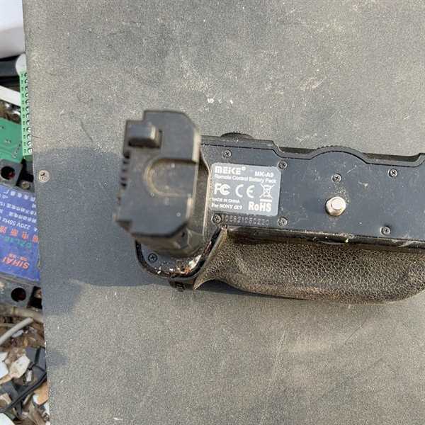 议价-美科MK-A9手柄 适用于索尼A9 A7R3 A7M3手柄