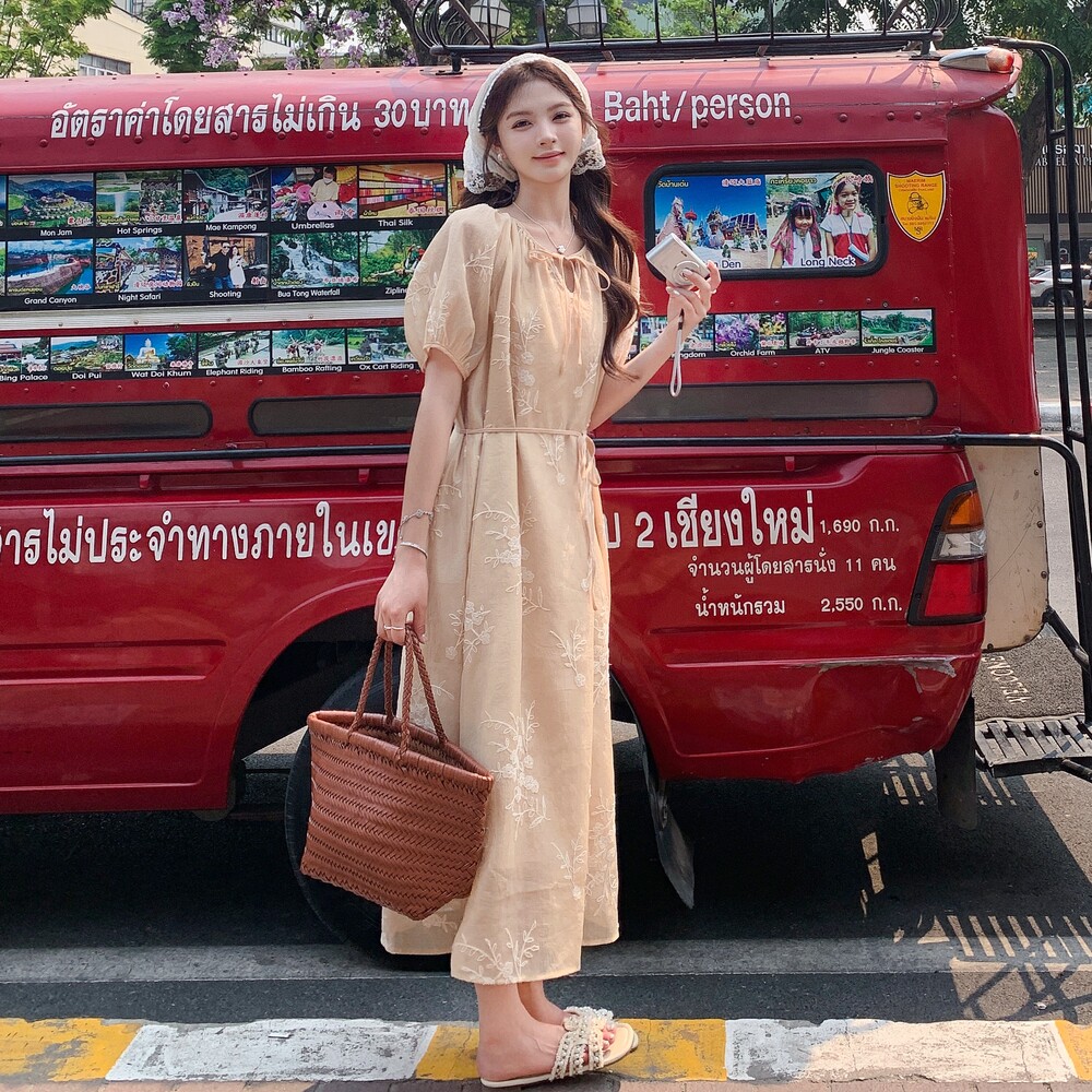 【现货】橘色休闲泡泡袖刺绣连衣裙B208-9021-P125K178，女装连衣裙，浙宝208