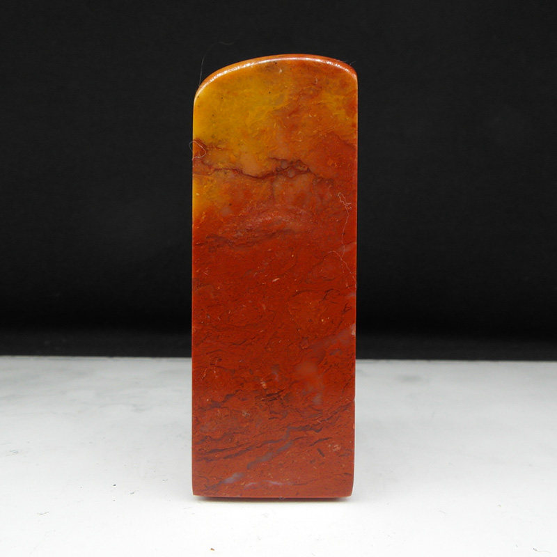 天然印石巴林石朱砂红俏色福黄冻石印章篆刻石料30*30*84mm