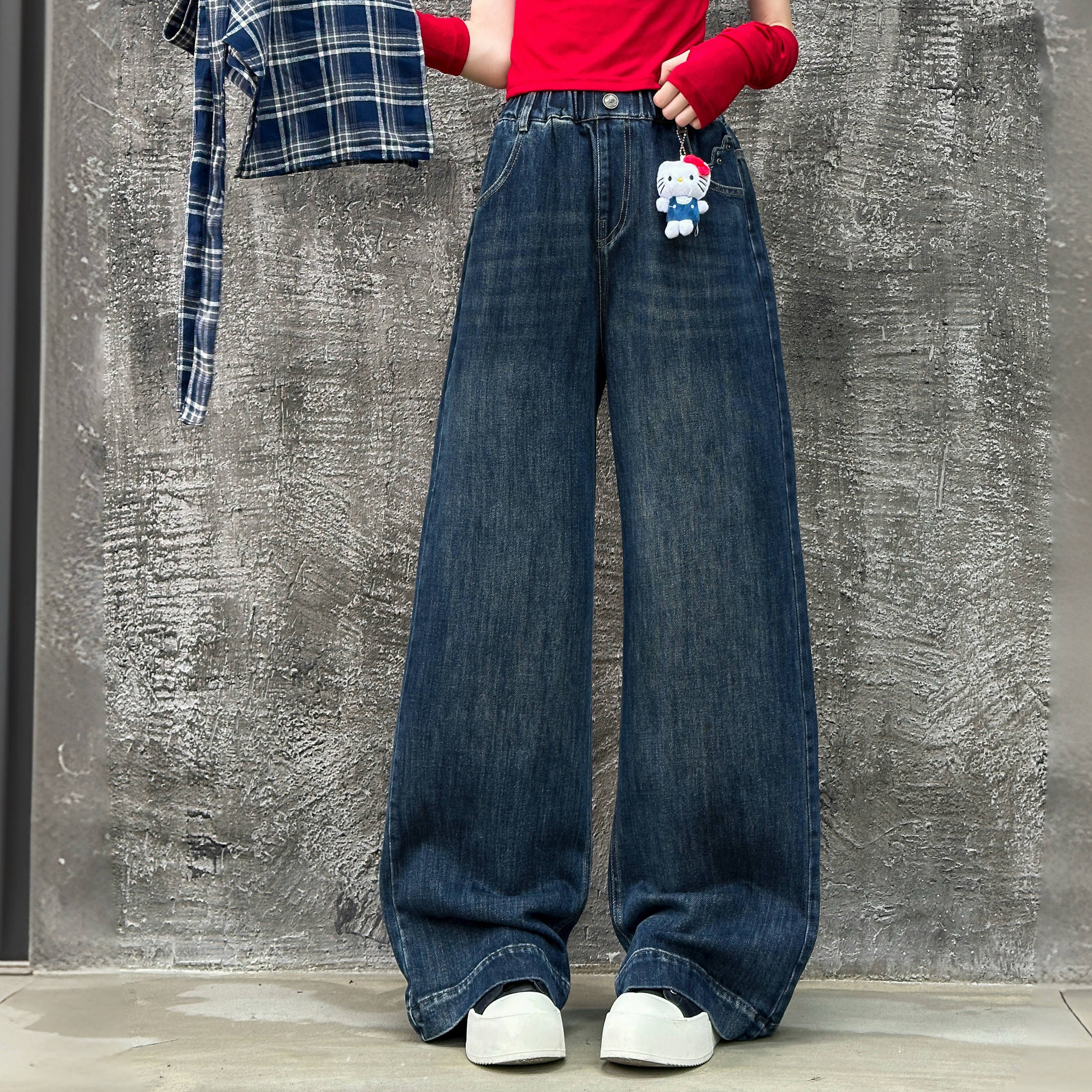 中大童女童裤子2025冬季新款百搭加绒显瘦一体绒牛仔裤25328款