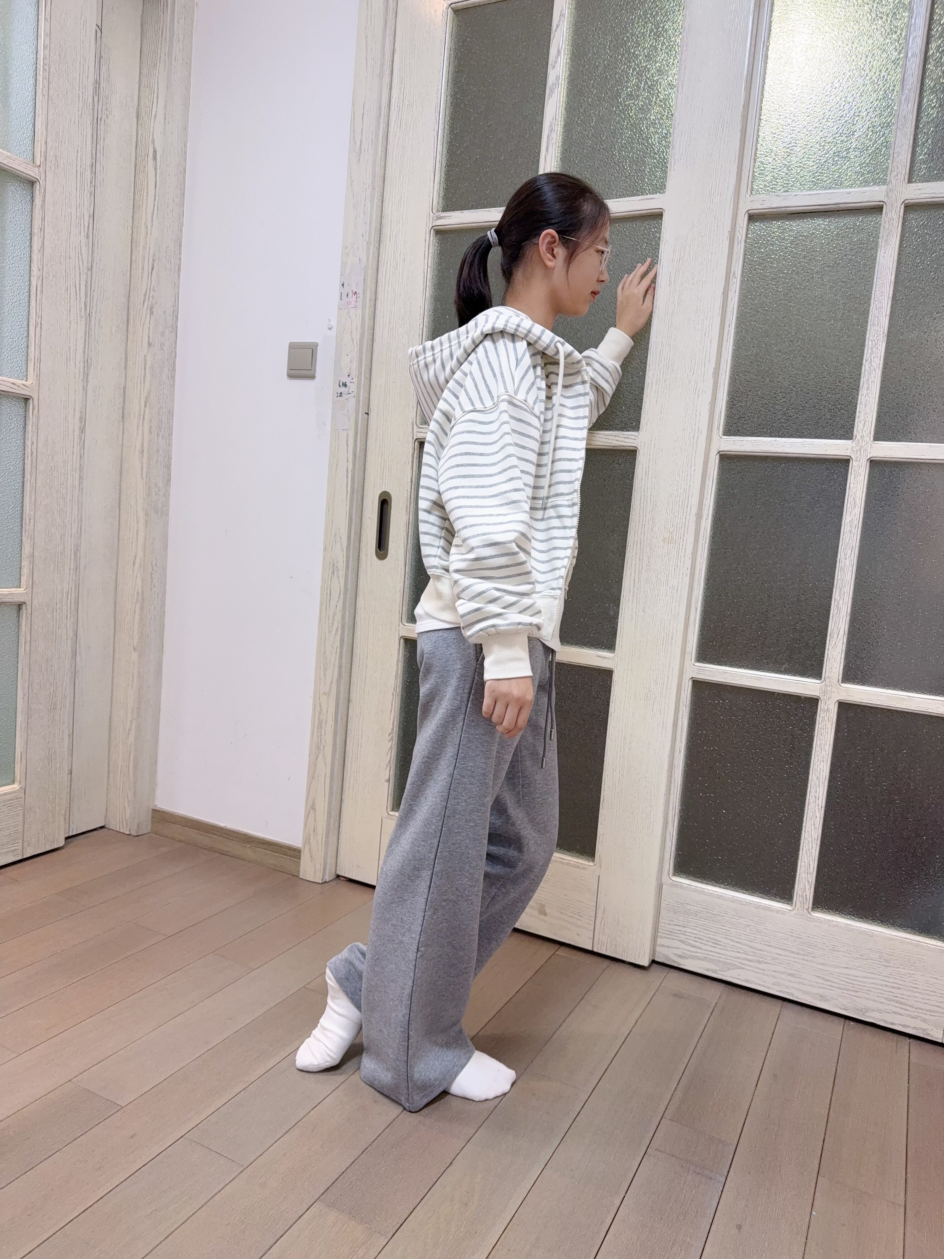 双面棉卫裤(盲冲，没买会拍大腿系列！！！厚实又有型！！！）