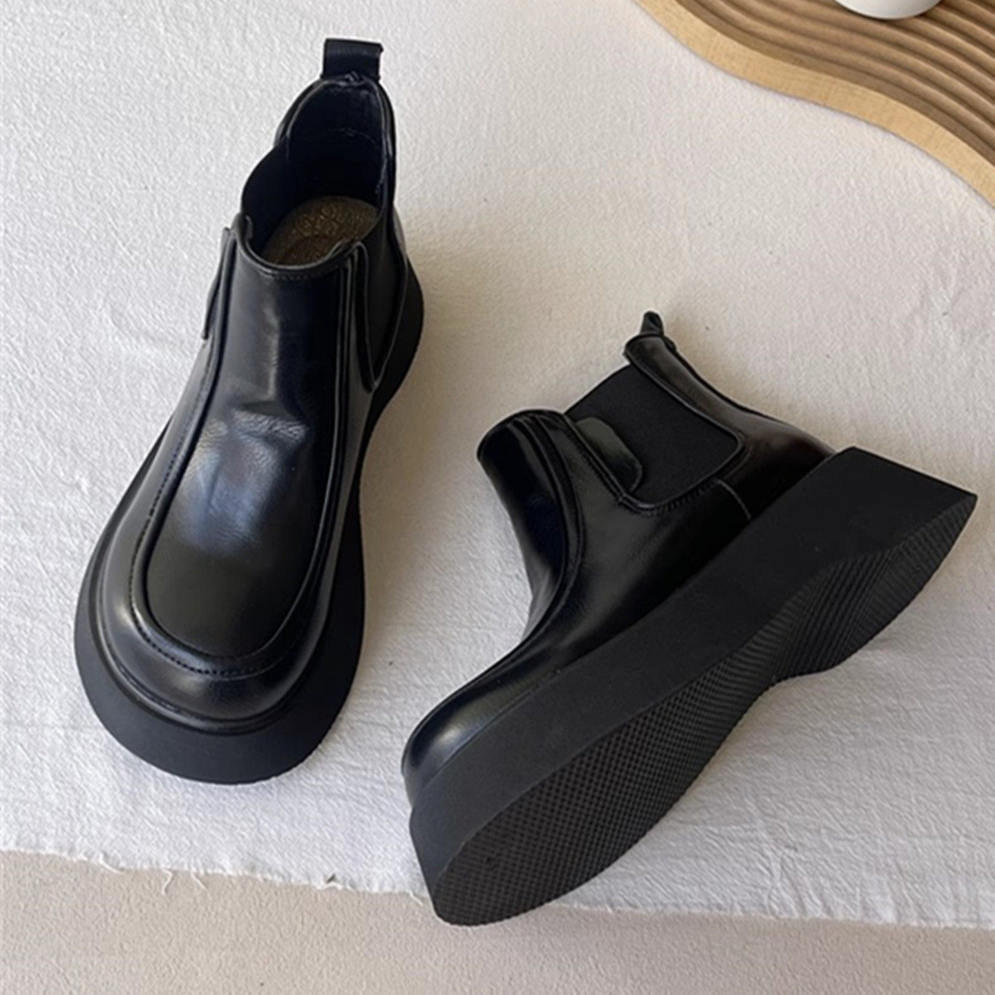 2025秋冬新款增高厚底大头鞋文艺学院风复古短筒马丁靴加绒棉靴女,女鞋,马丁靴,淘宝优惠券,粉丝福利购,淘宝优惠卷