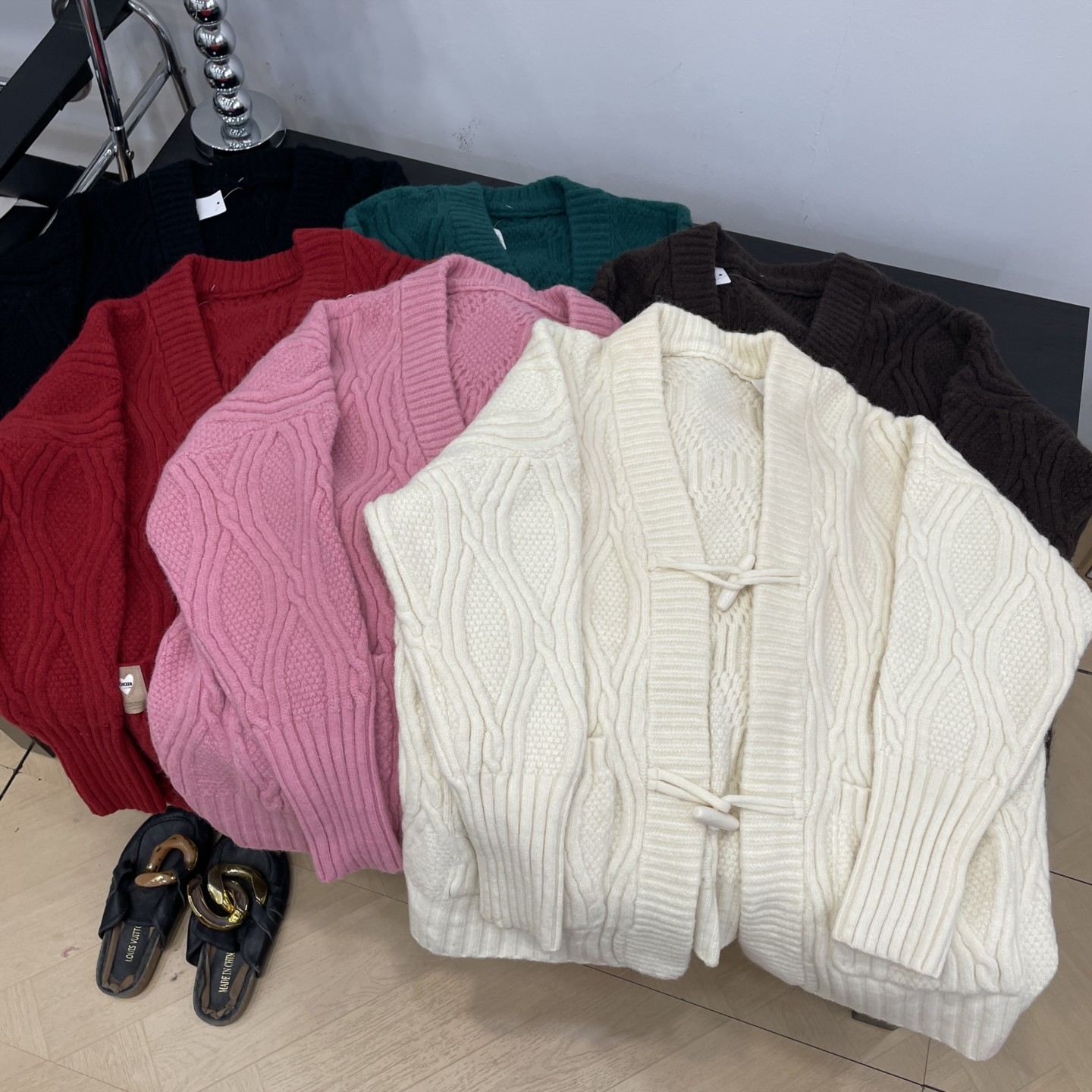 毛衣开衫V领小众时尚新款直筒宽松冬季显瘦女 K#16