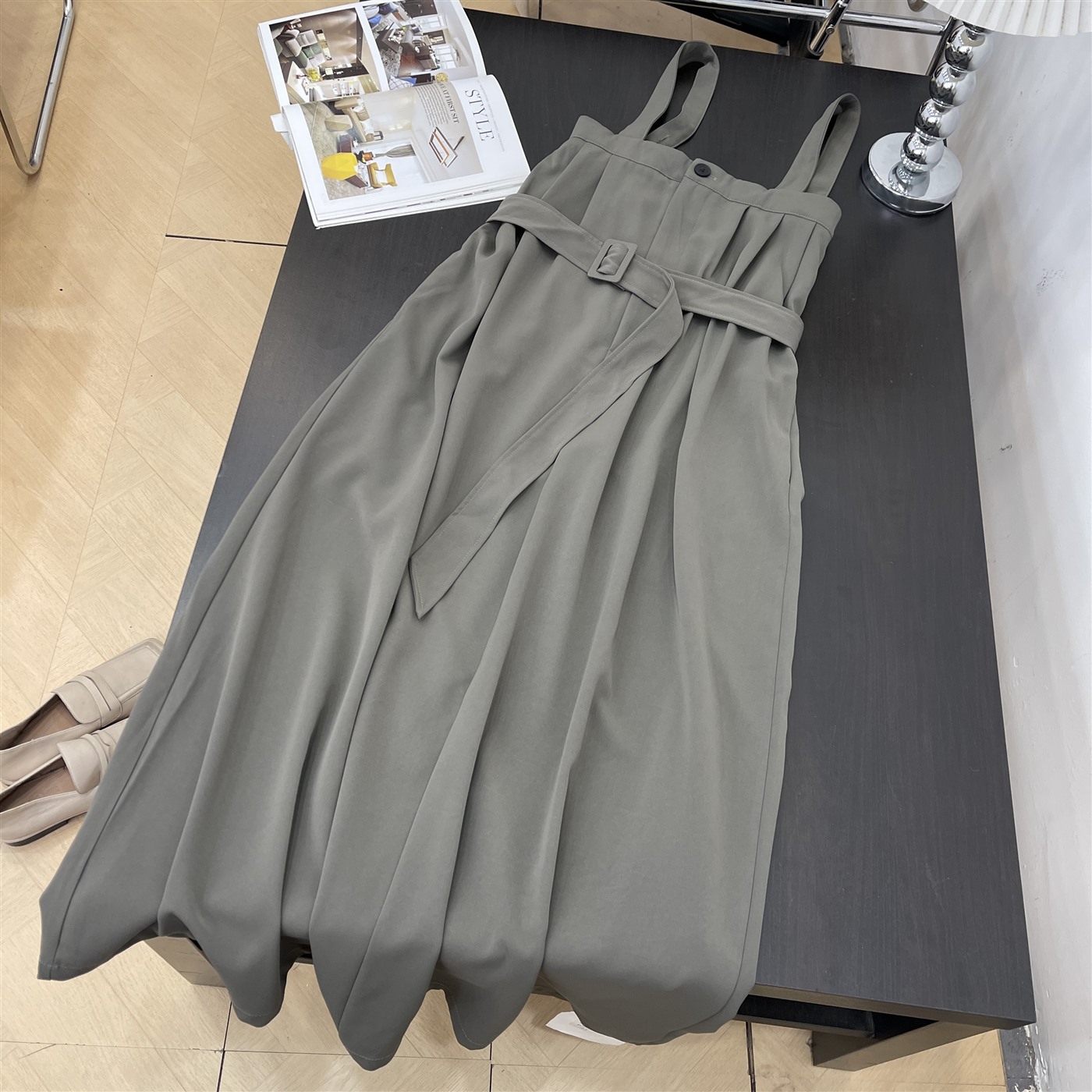 港风开叉吊带连衣裙女复古高级感辣妹无袖背带长裙K#16