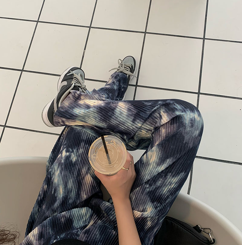 Real shot and real price: Retro Tie Dyed pleated pinhole pants with high waist and thin body
