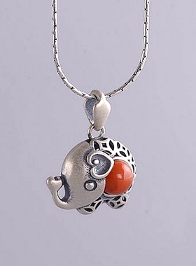 纯银复古女款镂空小象南红玛瑙坠