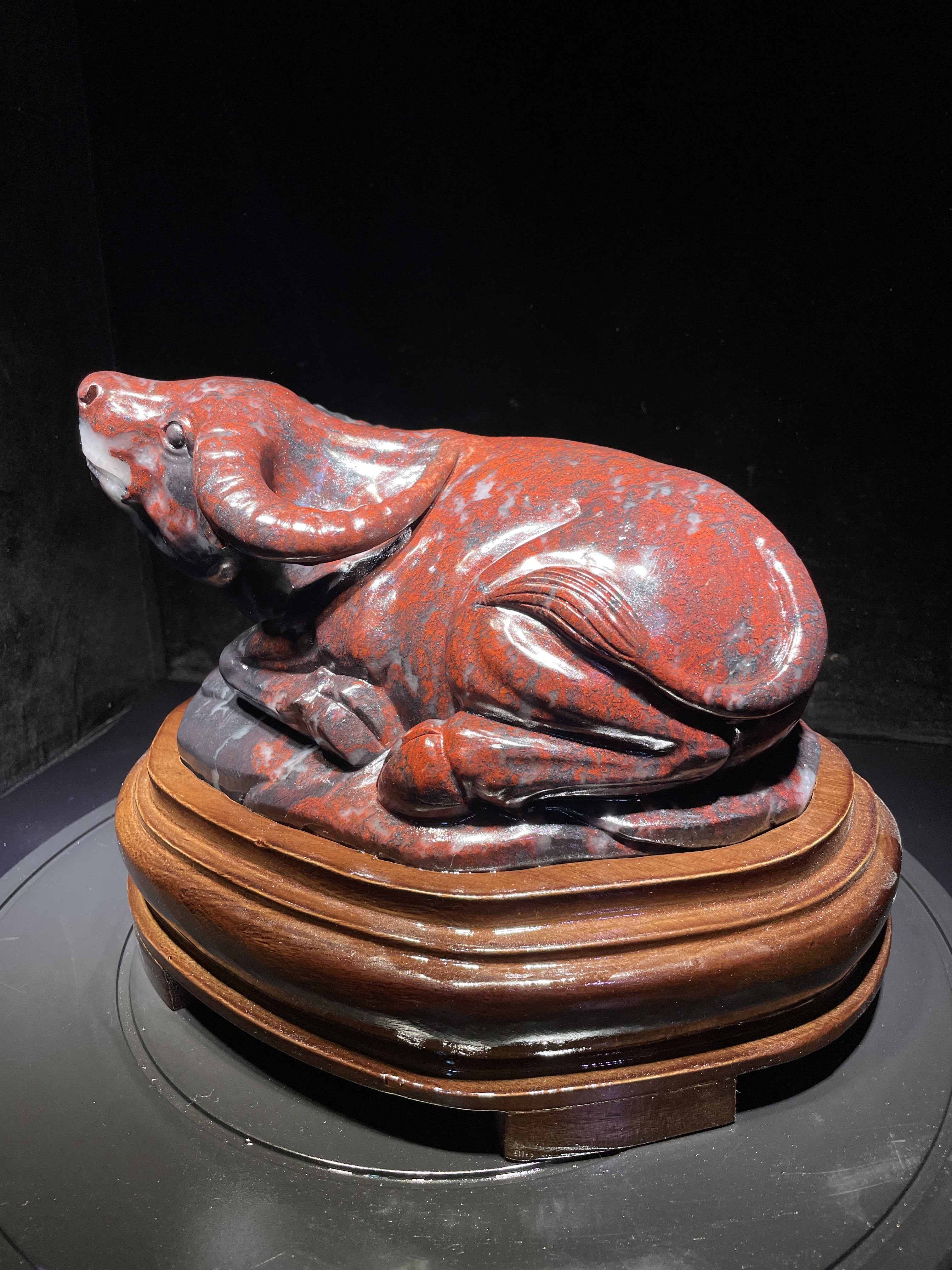 桂林鸡血玉原石奇石雕刻生肖牛鸡血石观赏石礼品装饰客厅办公摆件