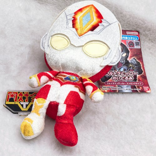 有货 万代TOYS 毛绒decker 戴卡奥特曼 德凯 强壮 闪亮 毛绒玩具