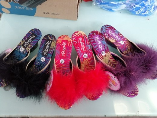 高档洋气厚底毛毛拖鞋结婚坡跟高跟毛毛一字拖皮草女鞋拖鞋女