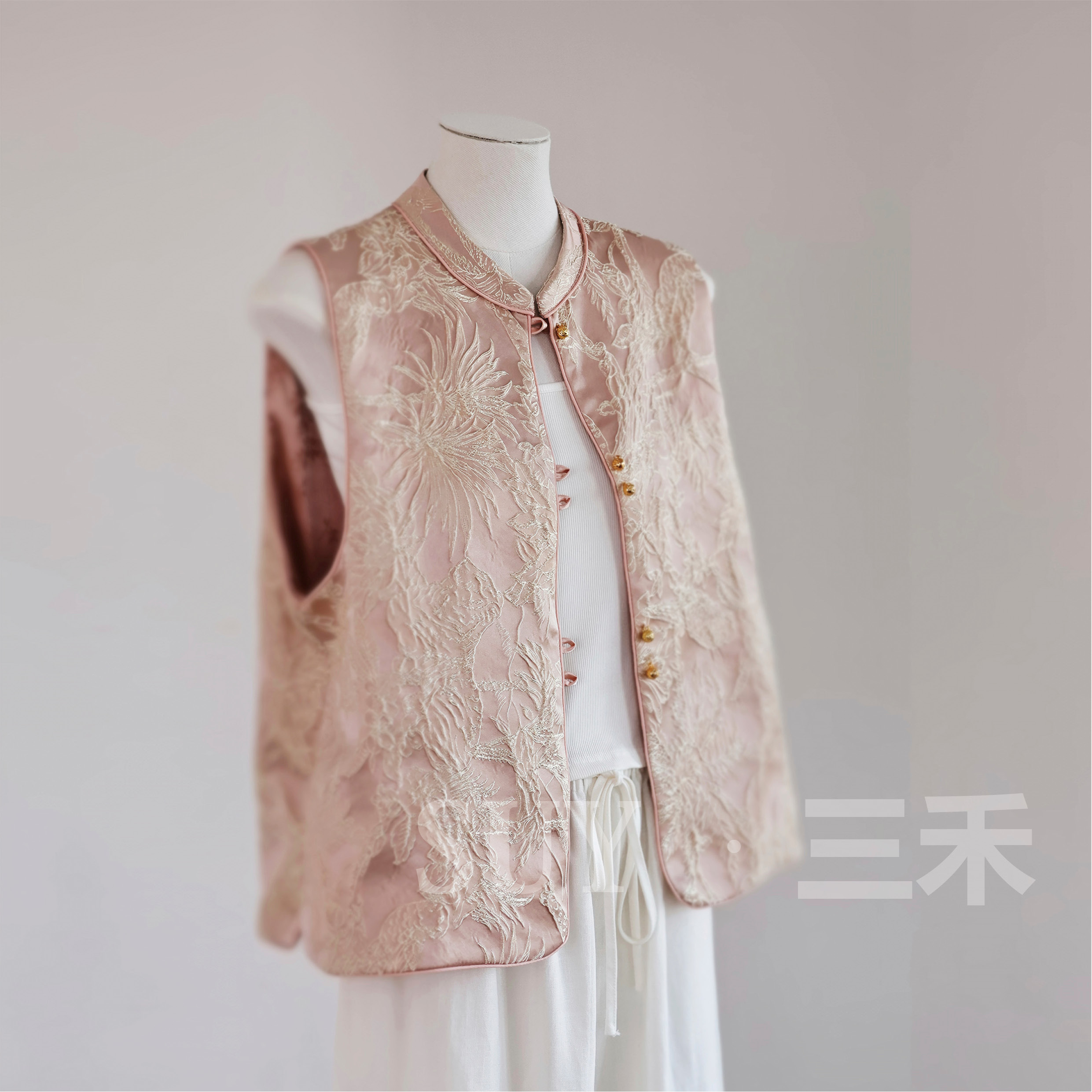SUY 2025新中式立领金丝织锦提花双面穿马甲春秋百搭气质无袖坎肩