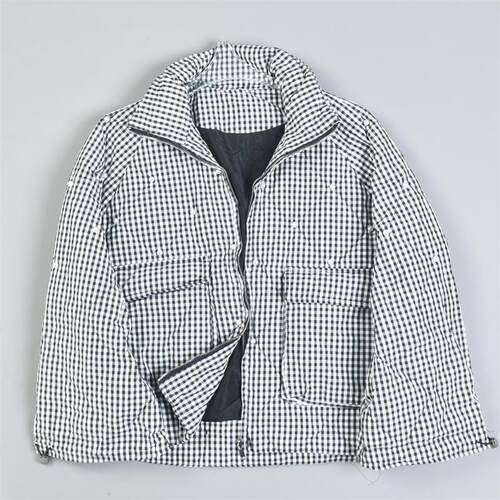 419高品质设计师款阔版格子羽绒服女81391手工钉珠90白鸭绒短外套