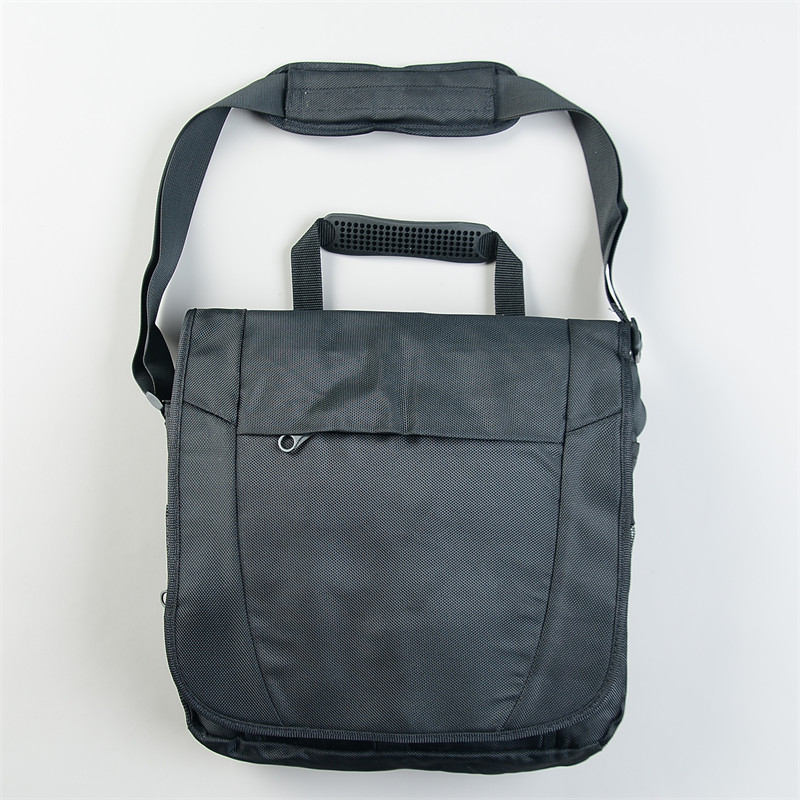 日单极简风男女挎包手提包L85397笔记本电脑包多夹层多功能方形包