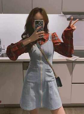 628韩版牛仔背带连衣裙L71217夏秋拉链双口袋学院高腰修身A字短裙