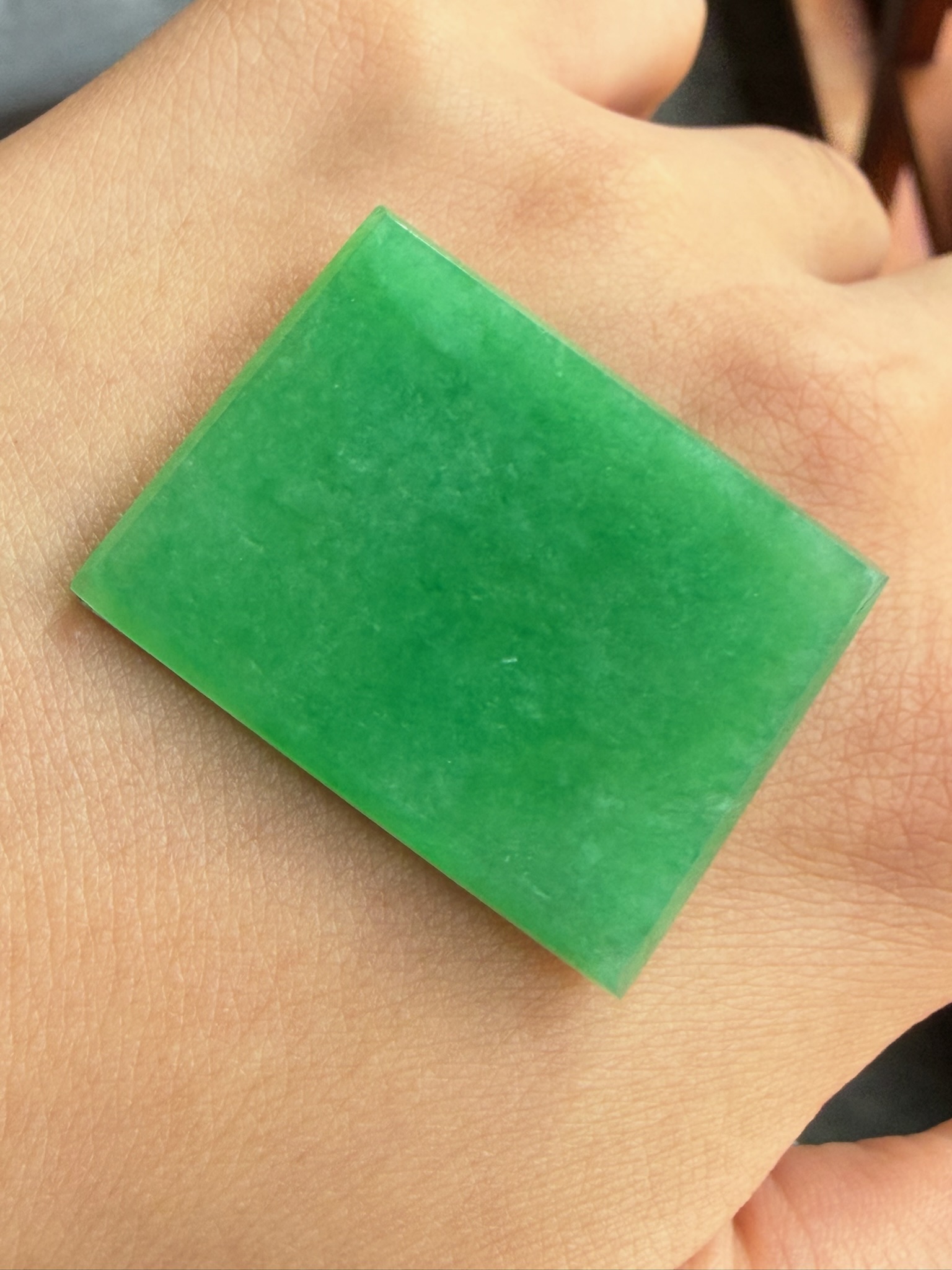 缅甸A货冰种起光甜阳绿无事牌裸石