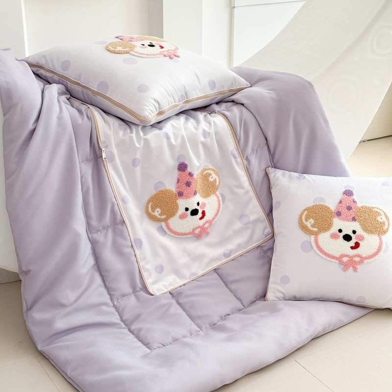 办公室午睡抱枕被子两用沙发盖毯车载车用靠垫二合一学生少女礼品