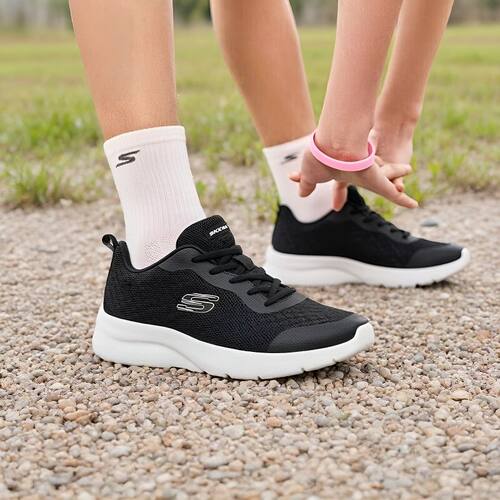 斯凯奇Skechers女鞋跑步鞋网面透气休闲鞋运动鞋149542-BLK