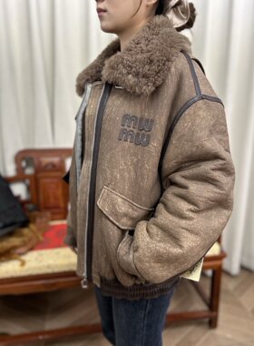 国际皮革城撤柜女士南非进口羊羔皮毛一体美利奴机车阔版新款皮草