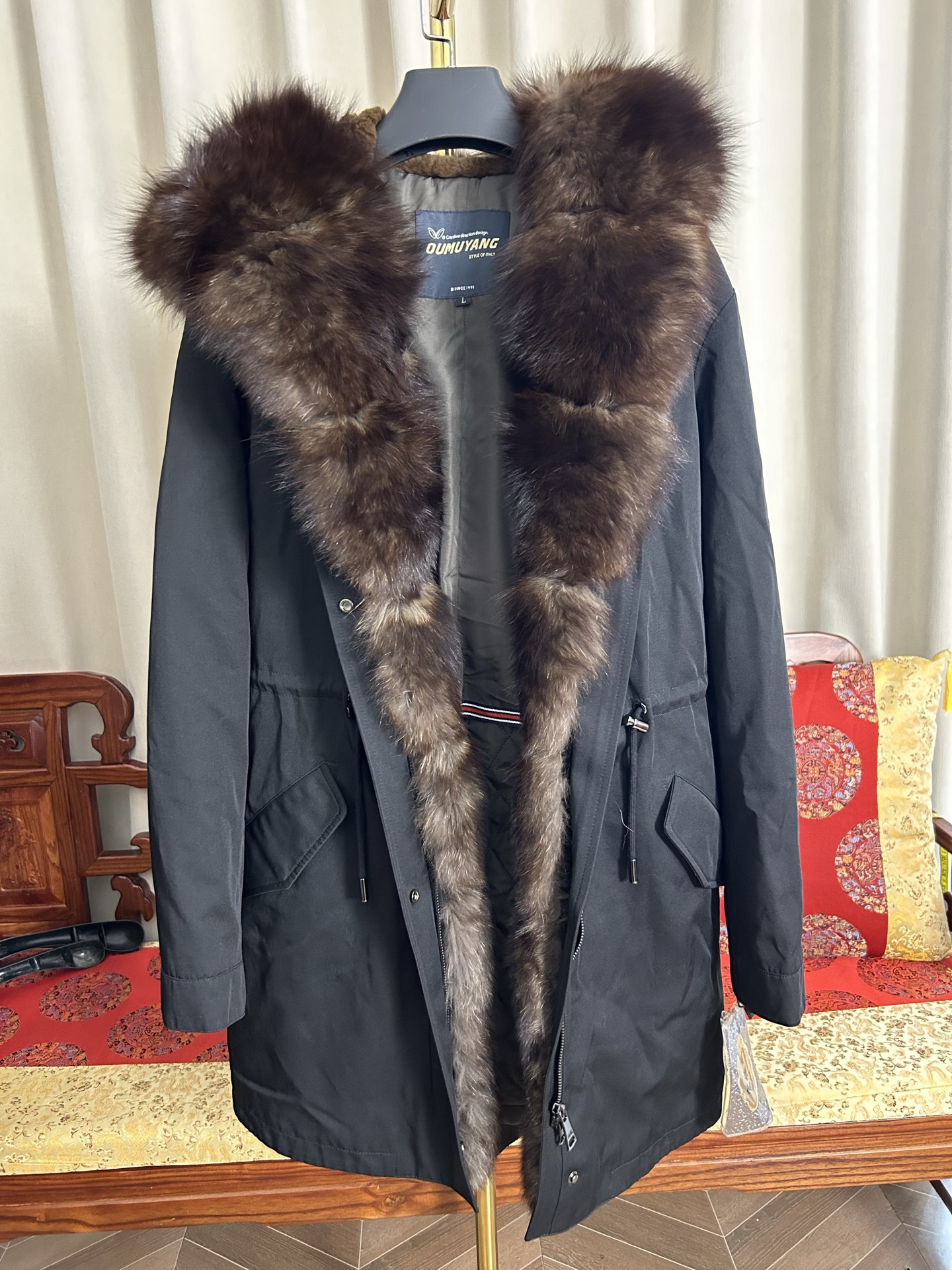 工厂高端样衣处理女士进口狐狸毛领连帽加厚保暖派克服兔毛胆外套