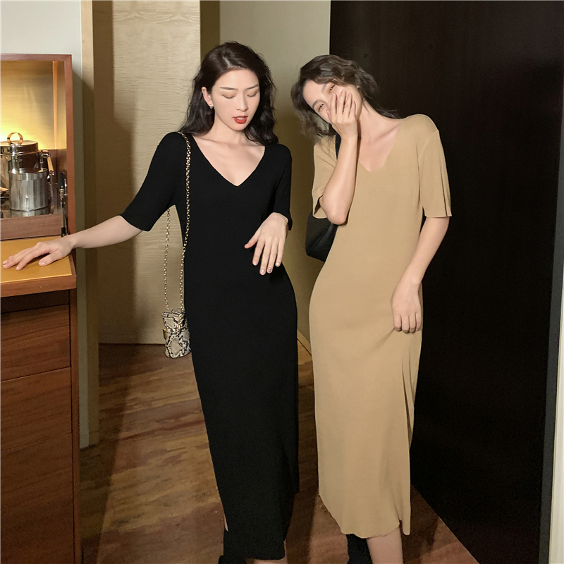 Real shot of spring new Korean front and back collar lace up slim knit dress