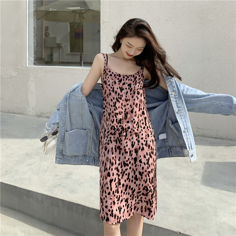 Real shot spring new Korean leopard print dress women's loose sexy suspender skirt