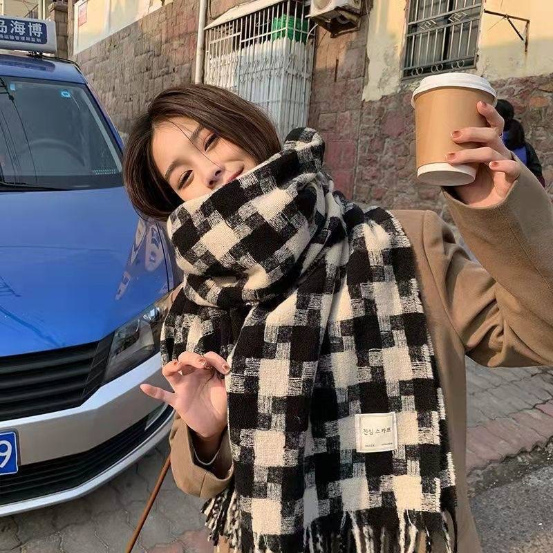 冬天韩系氛围感大格纹流苏围巾女