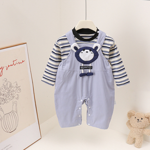 夏季新款可爱风婴儿灰熊仔背带裤套装宝宝爬服分体两件套