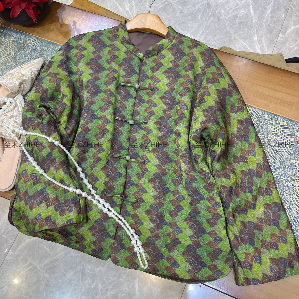 静茹新中式人丝交织香云纱盘扣棉短外套（含65真丝）YS3-t01