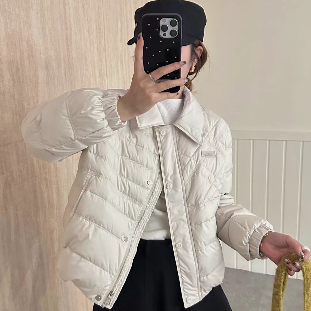 静茹小翻领设计宽松单排扣保暖羽绒服外套WW11239
