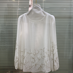 静茹26年春款 优雅圆领宽松绣花长袖 小衫 825417 法式